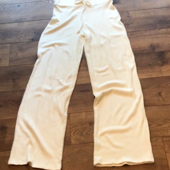 SOFT IVORY LOUNGE PANTS last pair! - Picture 9 of 16